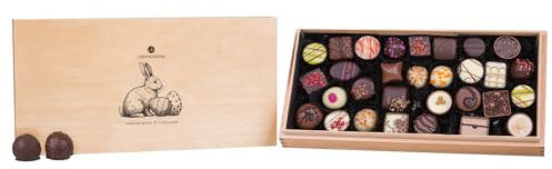 CHOCOLISSIMO - Ostergeschenk – 30 edle, handgefertigte Pralinen in stilvoller Holzbox – Luxuriöse Pralinenmischung für Genießer, Geschenkidee für Frauen, Männer, Mama, Papa, Premium Osterschokolade