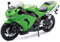 New Ray 42443 A - Kawasaki ZX 10 R / Honda CBR Motorrad, Miniaturfahrzeug, Maßstab 1:12, Grün / Schwarz