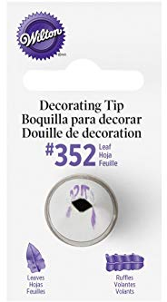 Wilton Douille à Pâtisserie #352 À Feuille, Douille Professionnelle Métallique Buse de Glaçage Réutilisable pour la Décoration de Gateaux, Muffins et de Cupcakes