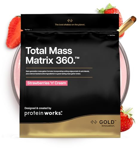 The Protein Works - Total Mass Extreme Gainer Musculation – Avec Shaker et Cuillère Doseuse Gratuite – Plus de 1000 Calories Par Portion – Fraise à la Crème, 1kg