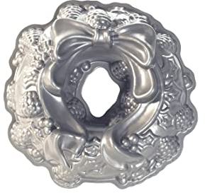 Nordic Ware 85348 Stampo Corona Natalizia, Alluminio Pressofuso, Argento, 28.57 x 28.57 x 8.25 cm