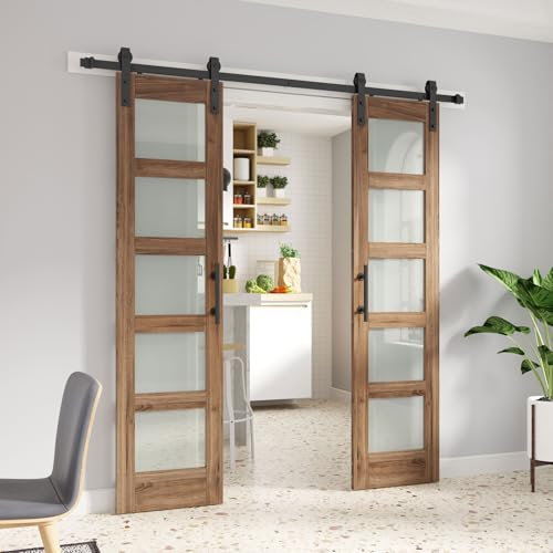FREDBECK Puerta de granero de vidrio doble de 21 x 84 pulgadas de 42 pulgadas con kit de herrajes para puerta corrediza de granero de 7 pies y mango incluidos, vidrio esmerilado de 5 paneles,