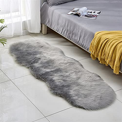 Tomifine Sheepskin Rug Faux Fur Area Rugs Faux Fleece Pad Soft Fluffy Carpet Shaggy For Bedroom Sofa Floor Living Room Decoration (60 x 120 cm,Grey)