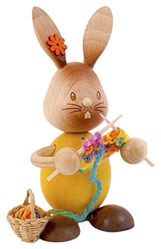 Drechslerei Kuhnert - Osterdekoration / Osterhase - Stupsi Hase mit Strickzeug - 12cm - aus Holz - Made in Germany