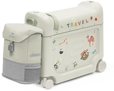 Stokke JetKids Travel Bundle, Sea Green - Include la valigia BedBox Ride-On e lo zaino - Ideale per bambini dai 2 ai 7 anni (fino a 35 kg)