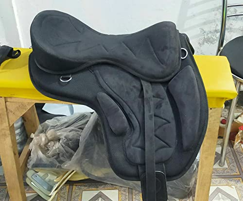 WILD RACE New Zigzag Design Treeless Synthetic Freemax Saddle (18, Black)