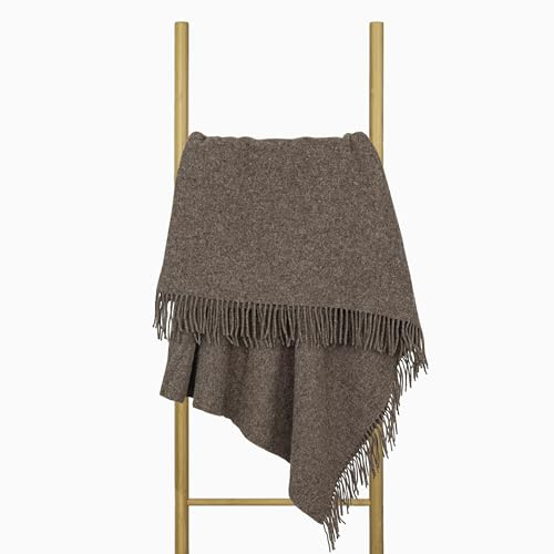 Nostra Zelandia Manta de Lana 100% Pura – Grande Cálida, Transpirable y Ligera para Sofá, Cama y Uso Exterior, Confort Termorregulador con Flecos - Fabricada en Europa (Marrón Claro)