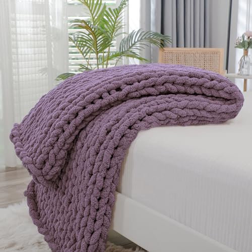 Bigacogo Tjock stickad filtöverkast 102 cm x 152 cm, 100 % handstickad chenille prydnadsfilt, mjuk tjock garnkabel stickad filt, söt repknut virkad filt för bäddsoffa (vinterdruva)