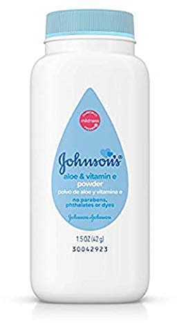 Johnson & Johnson 5256 Cornstarch Baby Powder w/Aloe Vera & Vitamin E (Pack of 96)