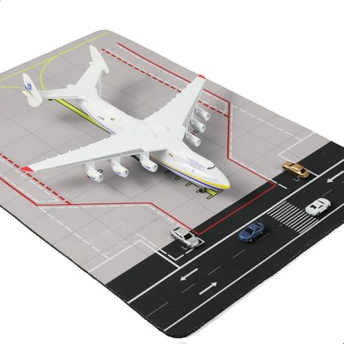 QIYUMOKE Modello di Aeroplano AN-225 1/400 con Tappeto Gommato per Aeroporto e 5 Mini Auto, Kit di Modelli di Aeroplano Antonov 225 Mriya in Metallo pressofuso per Decorazione Militare per Adulti o