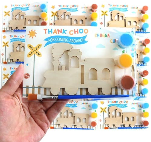 Paquete de 12 recuerdos de fiesta de tren preempaquetados, recortes de tren de madera con imanes y kits de pintura para niños, decoraciones de cumpleaños y regalos de agradecimiento para invitados