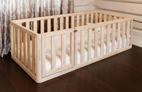 Mandrele - Montessori Bett, Bodenbett mit Türen, Rausfallschutz Bett, Kinderbett, Holzbett mit Bettgestell für Jungen und Mädchen, Laufstall, Laufgitter, 90x160 cm, Natur