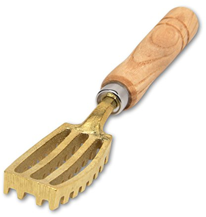Kwizing Hergestellt in Japan [Extra groß] Fischentschuppbürste mit Messing-Sägezahn und ergonomischem Holzgriff – einfaches Entfernen von Fischschuppen ohne Aufwand oder Unordnung, handgefertigt von