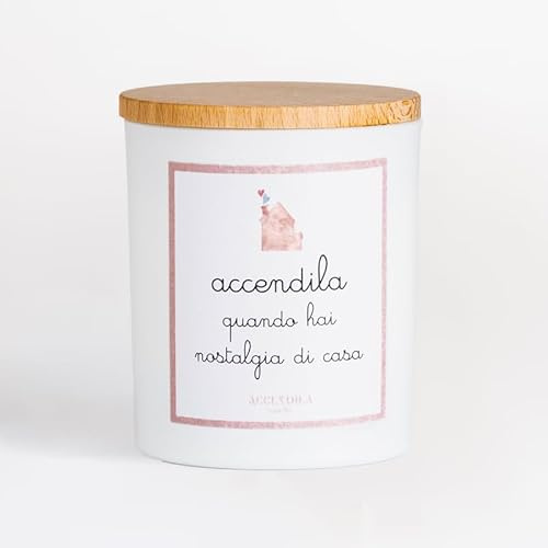 ACCENDILA CANDLE Nostalgia di casa - Candela Profumata, Kumquat e Pompelmo Rosa, Cera Naturale, Made in Italy, Bicchiere in Vetro Satinato, Tappo in Legno di Faggio, 200 grammi