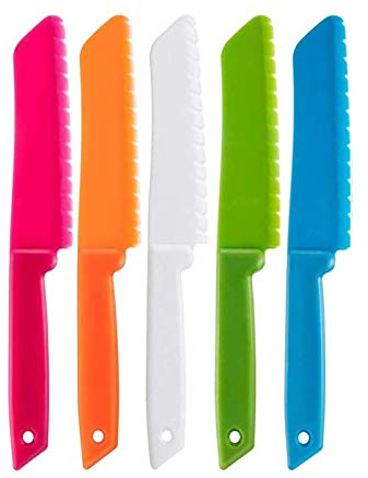 QincLing 5 Pieces Plastic Kid Kitchen Knife Set, Nylon Chef Knife Children's Safe Cooking Knives for Baking, Fruit, Bread, Cake, Lettuce Knife, Salad Knife