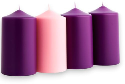 KORAT Set 4 Candele dell’Avvento Alte 15 cm Ø 7,5 cm – 3 Viola + 1 Rosa Candele Pilastro Colore Solido per Corona dell’Avvento e Decorazioni Natalizie Lunga Durata, Fiamma Stabile, Ideali per Liturgia