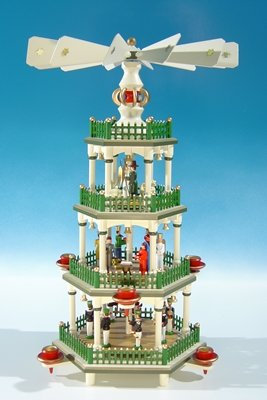 Julpyramid historia. Färger/4 golvhöjd på ca. 45 cm bordpyramid träpyramid Seiffen Erzgebirge