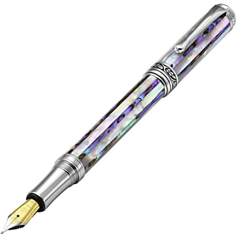 Xezo Maestro Jubilee stylo plume, pointe moyenne. Nacre blanche océanique et coquillage d'abalone pāua irisé. Édition limitée, seulement 223 pièces fabriquées. Fait main, chaque plume est unique