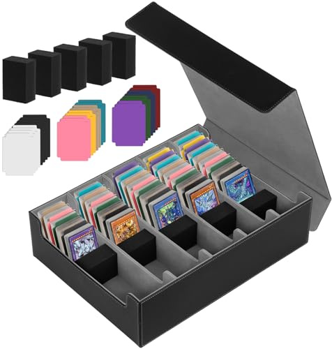 CAUTIOUS Boîte à Cartes 5 Rangées Boîte Rangement Carte Pour 3800+ Cartes PTCG，TCG，CCG Deck Box Boîte Rangement Cartes de Jeu Carte Magic avec 48 Séparateurs Fermeture Magnétique (Noir Gris)