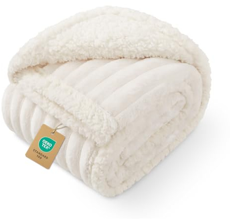 luciphia Manta Impermeable Lavable,Manta de Felpa para Mascotas Adecuada para Gatos,Perros y Cachorros,Manta para Perros Medianos y Grandes Que Protege Colchones y Sofás,Beige 102 * 145cm
