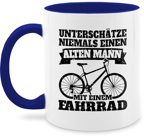 Tasse Tassen 325ml - Radsport - Unterschätze niemals einen alten Mann mit einem Fahrrad - schwarz - 325 ml - Dunkelblau - alter rad radfahrer radel alte männer radfahren für fahrradfahrer