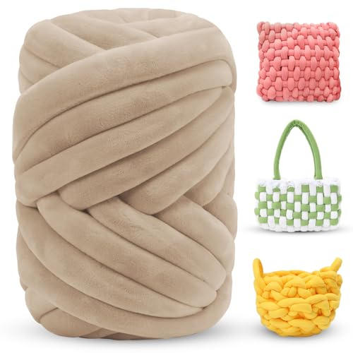 LEREATI Thick Chunky Yarn for Arm Knitting Jumbo Tube Yarn Soft Chunky Knit Blanket Yarn, Velvet Yarn for Crocheting Handbags Hand Knitting Pet Bed Rugs Pillows Crafts (500g, Khaki)