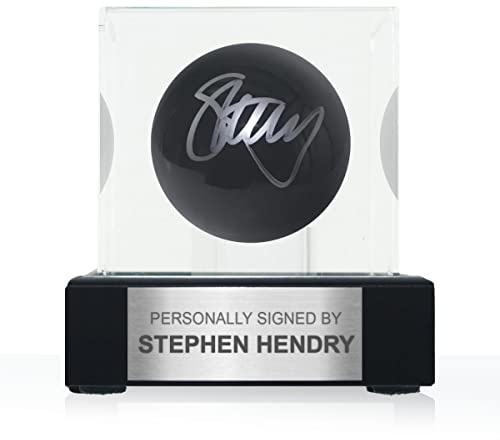 Exclusive Memorabilia Palla da Biliardo Nera autografata da Stephen Hendry. Vetrina con Targa