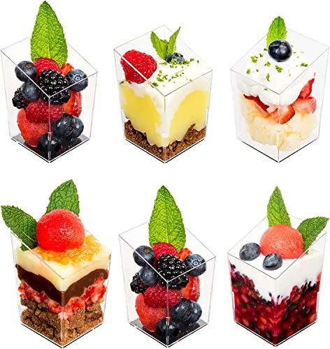 KAHEIGN 60 st mini efterrättskoppar, 90 ml plast fyrkantiga sneda efterrättskoppar klar parfait-förrättskopp återanvändbar serveringsskål för efterrättspudding, mussefest (4,8 x 7 cm)