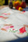 Vervaco Kreuzstich Stickpackungen Tischdecke Osterhasen im Tulpengarten Stickdecken Vorgezeichnet Basteln Erwachsene Kreativ Set Vorgedruckte Decke Sticken 80 x 80 cm Stickset