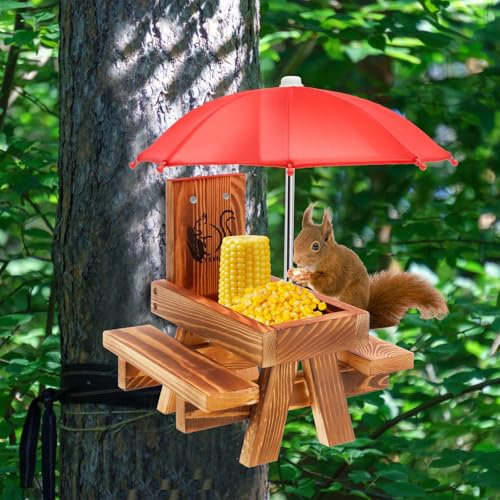 Eichhörnchen-Futterstation Picknicktisch mit Hohem Regenschirm, Eichhörnchen-Futterspender aus Holz für Draußen, Streifenhörnchen-Futterspender mit Maiskolbenhalter -Erdnussschale für Baum oder Zaun