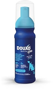 DOUXO® Skin & Coat SPA - Mousse Detergente Senza Risciacquo per Cani, Rapida e Ultra-Sicura, 150 ml. Pulisce e rinfresca in modo sicuro il manto, lasciandolo morbido, luminoso e profumato.