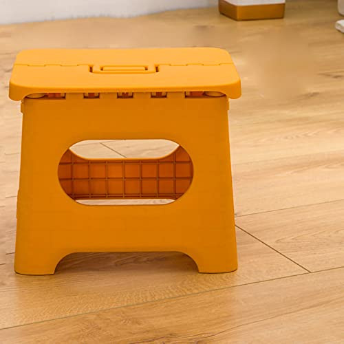 Aramox Escabeau Pliant, Repose-Pieds en Plastique Léger, Conception Portable pour Adultes et Enfants, Pliage Rapide et Gain de Place, 674 G pour Une Utilisation Domestique et Extérieure (Yellow)