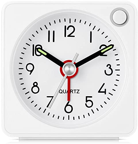 Jisile Sveglia analogica, classica sveglia analogica da viaggio con funzione snooze e luce, mini sveglia, dimensioni compatte, sveglia senza ticchettio, movimento al quarzo silenzioso