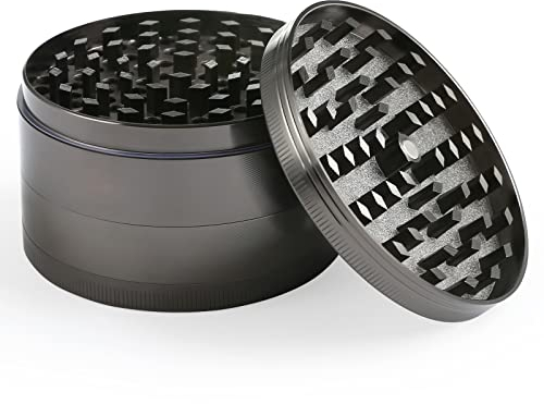 Bäcker & Lecker Pollen Grinder 75 mm groß Crusher Kräutermühle für getrocknete Kräuter Spice Gewürze Herb aus Zinklegierung 4-teilig Set mit Pollen Scraper Nickel-Schwarz
