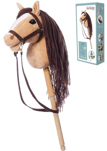 HOPPIHORSE Hobby Horse, A4 storlek, Välgjord Käpphäst med Träns, Tyglar, Axelrem, Svans och Silikonhandtag i en Fin Färggrann Present Kartong, Käpphäst, Hobbyhäst, Sport Edition
