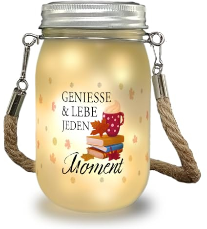 speecheese Genieße & lebe jeden Moment Solarlicht eine herbstliche Dekolampe Tee Bücher Motiv Lampe Dekolicht Einmachglas Henkel Wohnzimmer Herbst Dekoration Buntes Laub Genießen Ruhe