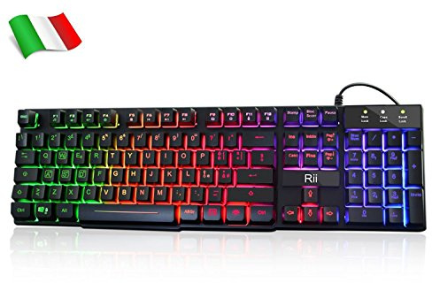 Rii Gaming RK100+ (layout ITALIANO) - Tastiera italiana da gioco retroilluminata a LED (arcobaleno) con tasti multimediali, paragonabile a una tastiera meccanica