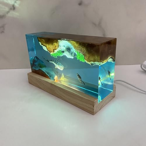 eletriace Whale Shark Diver Ambient Night Lamp, Simulated Ocean Landscape, Resin Handmade Artistic Home Decoration, Deep Sea Small Table Lamp for Holidays