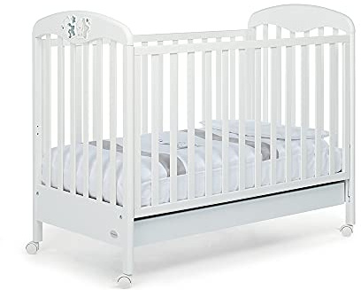 Foppapedretti Lettino con Sponda Regolabile Piccoli Amici, Legno di Faggio, Made in Italy, Rete a Doghe di Faggio, Ampio Cassetto, Regolabile a Doppia Altezza, 4 ruote, 131x71x105 cm, Bianco