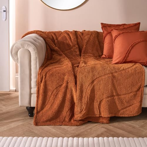OHS Teddy Fleece Blanket, Super Soft Cosy Warm Tufted Contour Throws for Sofas Bed Settee Decorative Fleece Blanket Lightweight Comfy Single Bed Throw, Rust - 125 x 150cm