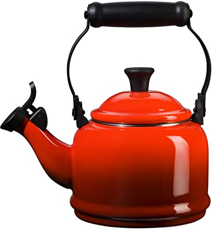Le Creuset Demi Kettle, Enamelled Steel, Suitable for All Hob Types Including Induction, Enamelled Steel, 1.1 L, Cerise, 92000900060000
