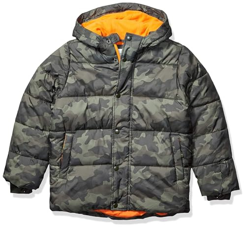 Amazon Essentials Piumino Pesante con Cappuccio Bambini e Ragazzi, Verde Militare Scuro Motivo Mimetico, 6-7 Anni
