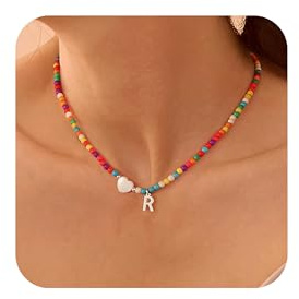 LIHELEI Collane Lniziali per Donna, Ciondolo con Perline Colorate, Lettera dell'alfabeto, Girocollo Bohémien, Ciondolo Placcato in Argento con Conchiglia a Forma di Cuore Regali di Pasqua