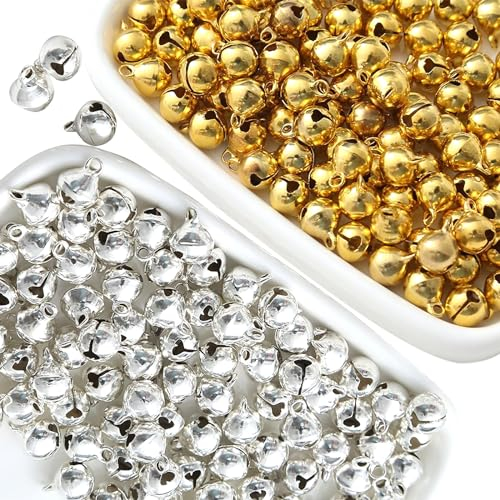 Simsky 200 Pièces Mini Clochettes, 10 mm Cloches en Métal, Accessoires de Bijoux à Bricoler Soi-même, Clochettes Noël pour La Décoration Noël Maison Fête Bricolage Grelots Jingle Bells(Or, Argent)