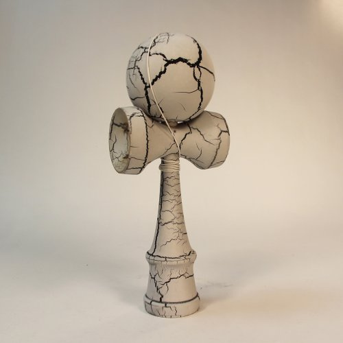 Bahama Kendama Grand (Black/Yellow Gloss)
