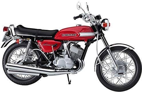 Hasegawa Kawasaki 500-SS H1 versión tardía 1:12