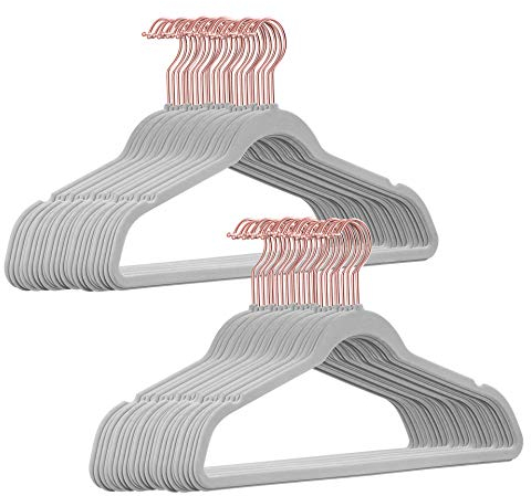 50 Stück hochwertige Samt Kleiderbügel in der Farbe Hellgrau mit Rosegold Look Haken/Anti-Rutsch/von StickandShine