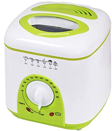 Suinga FREIDORA ELÉCTRICA DE ACEITE con capacidad total de 1 litro. Termostato con rango de temperatura de 80º-190º. Potencia 950 W. Medidas 19 x 21 x 19 cm