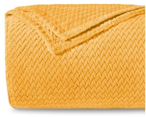 Dreamzie Soffkast med Chevronmönster och Soft Touch 220 x 270 cm - Gul - Soffkast i mikrofiber 100% polyester 250gsm, fleecefilt, 220 x 270 cm, Gul