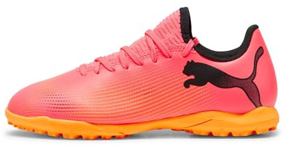 PUMA Unisex Kinder Future 7 Play Tt Jr Soccer Shoe, Sunset Glow Puma Black Sun Stream, 37 EU